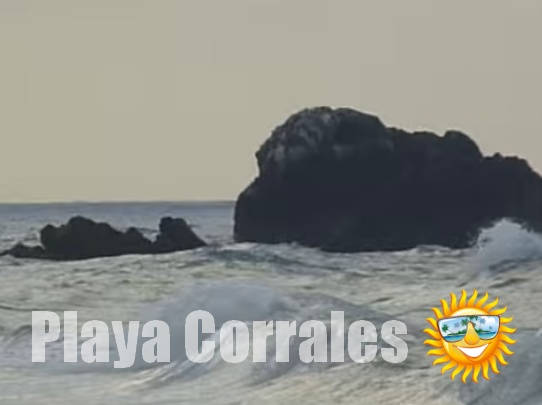 playa-corrales_roca_higueroteonline